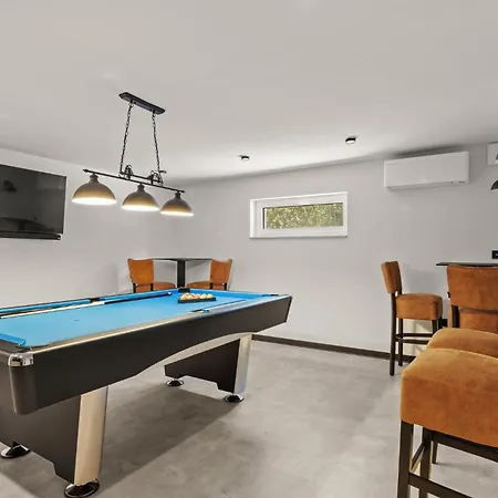Luxurious In With Sauna Holiday home *